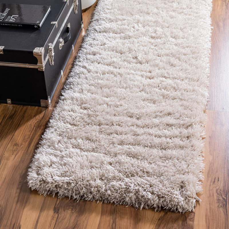Indoor Rug, Runner 2' x 6'5"
