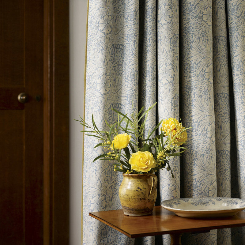 Marigold Fabric, China Blue/Ivory
