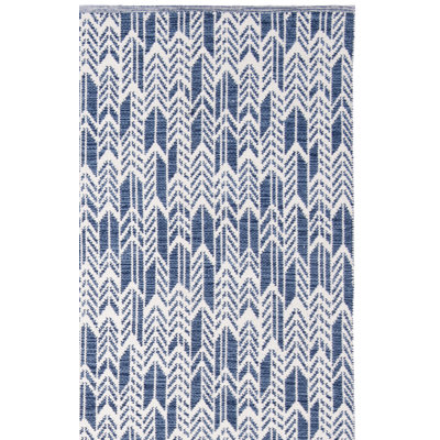 Tapis à chevrons bleu marine / ivoire Paz