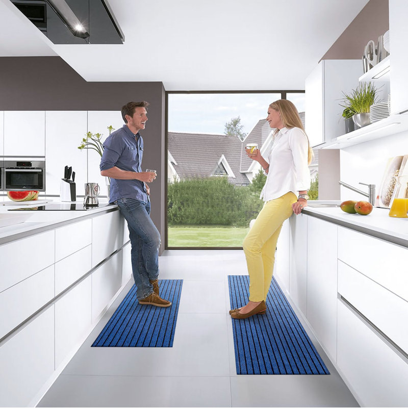 Tapis de cuisine Danyielle, Tapis de couloir 1 pi 5 po x 3 pi 3 po, Bleu