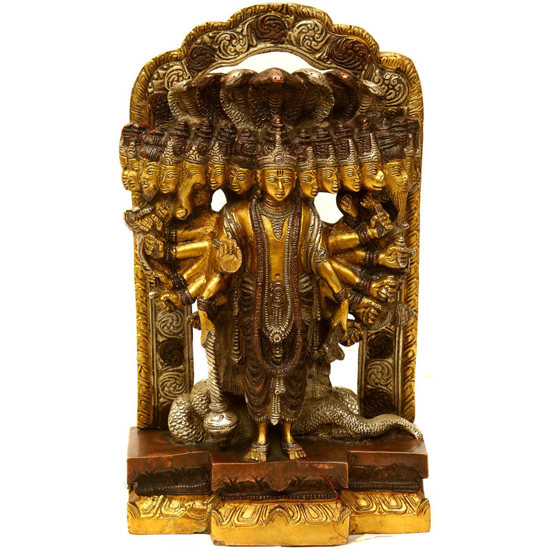 Lord Vishnu dans son grossissement cosmique