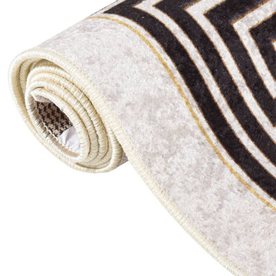 Zoya Geometric Area Rug