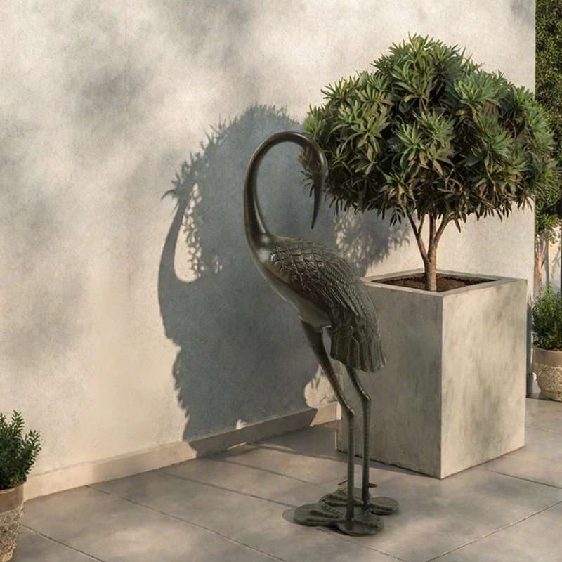 Statue d'oiseau en cuivre brillant de 39 pouces, statue de grue debout en métal, décoration de jardin