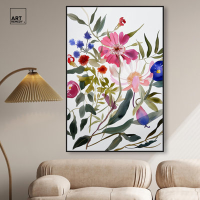 «Watery Petals I», art floral chic par Art Remedy