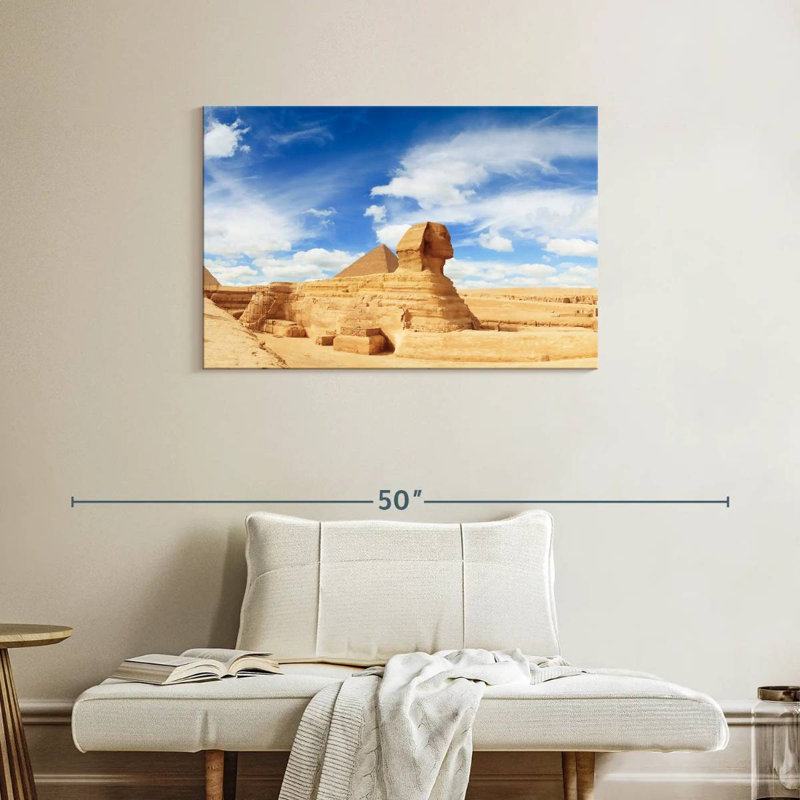 Adella, ciel nuageux sur un sphinx égyptien, H 24 po x l 36 po