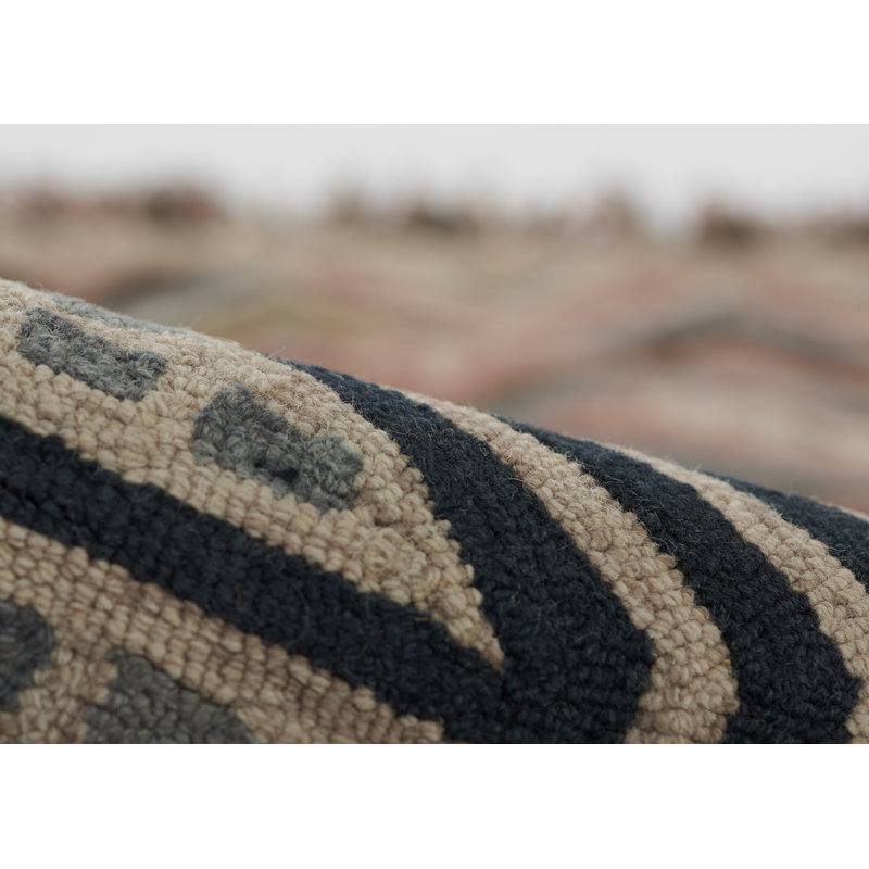 Tahoe Wool Oriental Area Rug in Brown/Green/Tan, Rectangle 2' x 3'