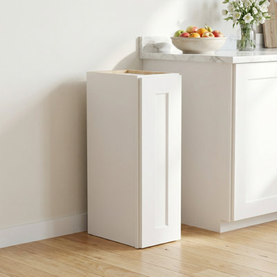 Armoire de rangement compacte de style shaker avec porte à fermeture douce et tablettes réglables pour la cuisine, la salle de bain, la buanderie ou le garage