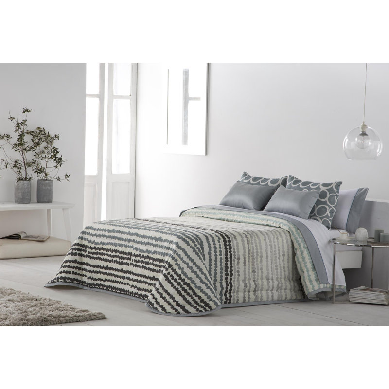 University Polyester Striped Bedspread, Pearl, 180 x 270 cm