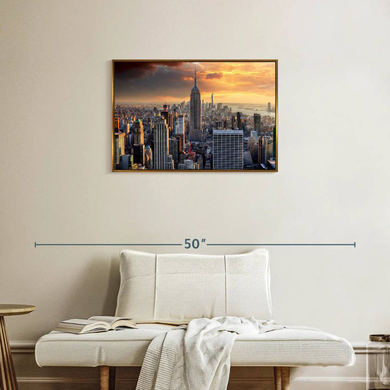 New York City High Rises, Cadre flottant doré, 31 po x 21 po