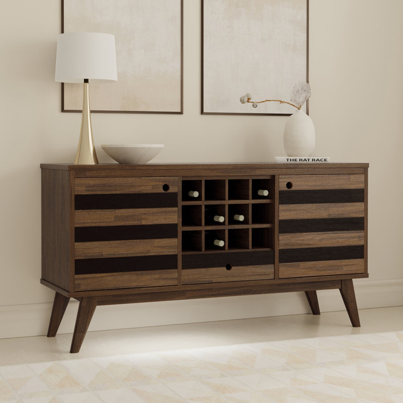 Buffet Mid-Century à 3 portes avec rangement pour bouteilles de vin et tablette ouverte Clarkson