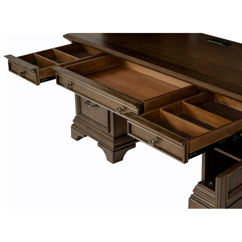 65.6'' W
