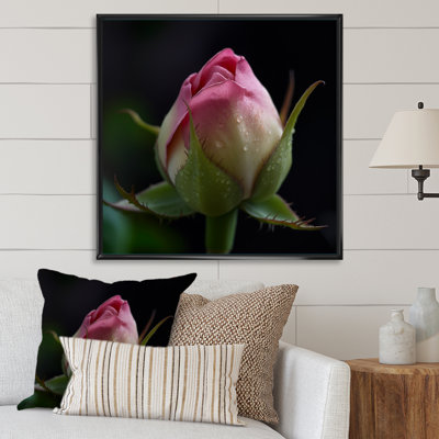«Delicate Pink Rose Bud Iin the Early Morning», reproduction sur toile