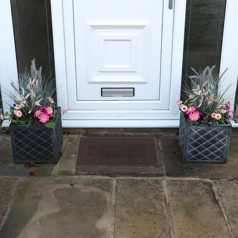 Non-Slip Geometric Doormat, Brown