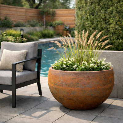 31.5 in. Sphera Planter