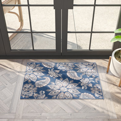 Hoban Floral Indoor Rug