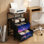 Table de chevet 2 tiroirs avec station de charge, table de chevet pour chambre avec ports USB et amp; Outlets, tablette ouverte noire, table de chevet avec majestueux reflet de montagne sous un ciel étoilé