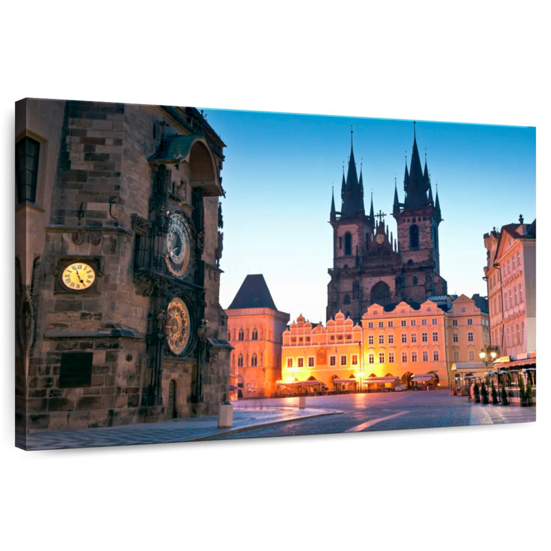 Nicci Prague Town Square, 26" H x 39" W