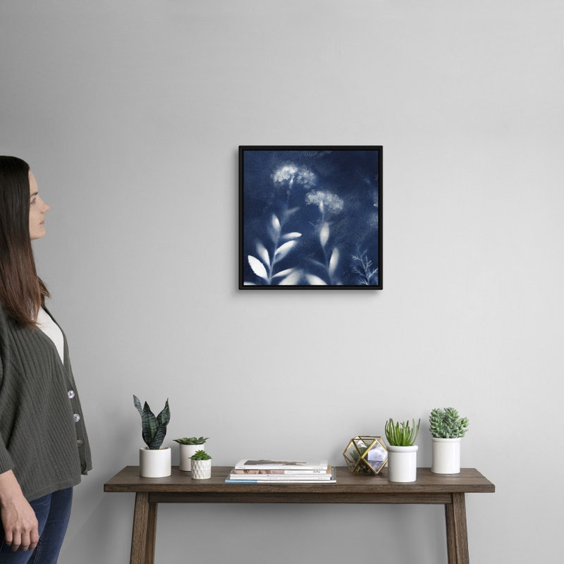 Nature's Indigo II - reproduction d'art sur toile, H 17,7 po x l 17,7 po x P 1,75 po, Cadre flottant noir