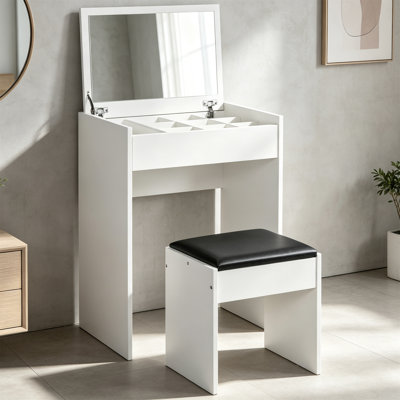 60.2 cm W Chest of Drawers