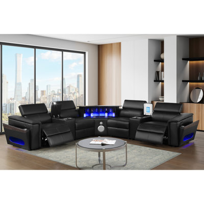 Canapé modulaire noir avec 2 réglages électriques, appuie-tête réglables manuellement, charge sans fil, ports, son, barre lumineuse à DEL, espaces de rangement, rangement pour accoudoirs et console de lecture ou de congélateur optionnelle