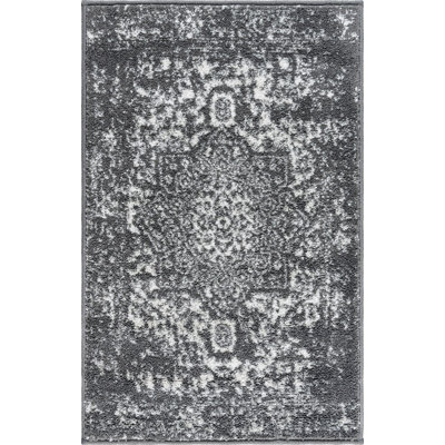 Endesha Oriental Indoor Rug