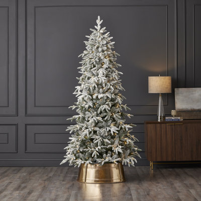 Arbre artificiel épinette floqué Shadow Woods, 600 lumières DEL blanc chaud pré-installées