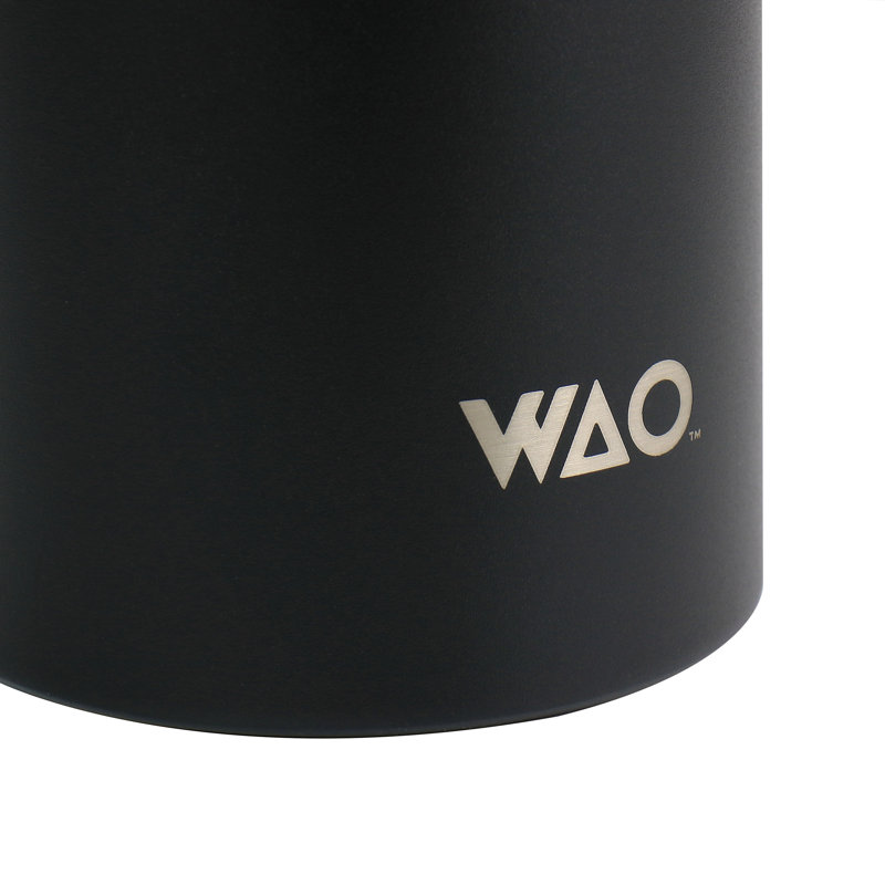 WAO 38 oz. Bouteille d'eau en acier inoxydable, Noir