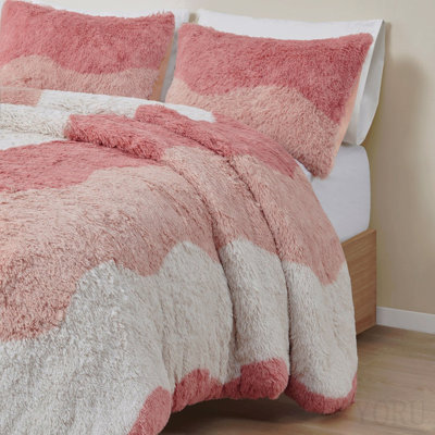 Full/Queen Ombre Shaggy Faux Fur Comforter Set