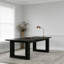 Bureau, bureau d'ordinateur-604295751