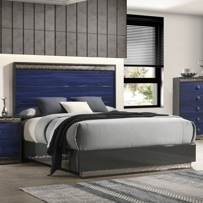 Serafino Platform Bed