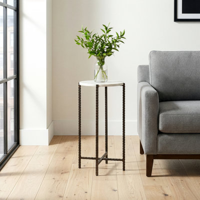 Lia Plant Stand