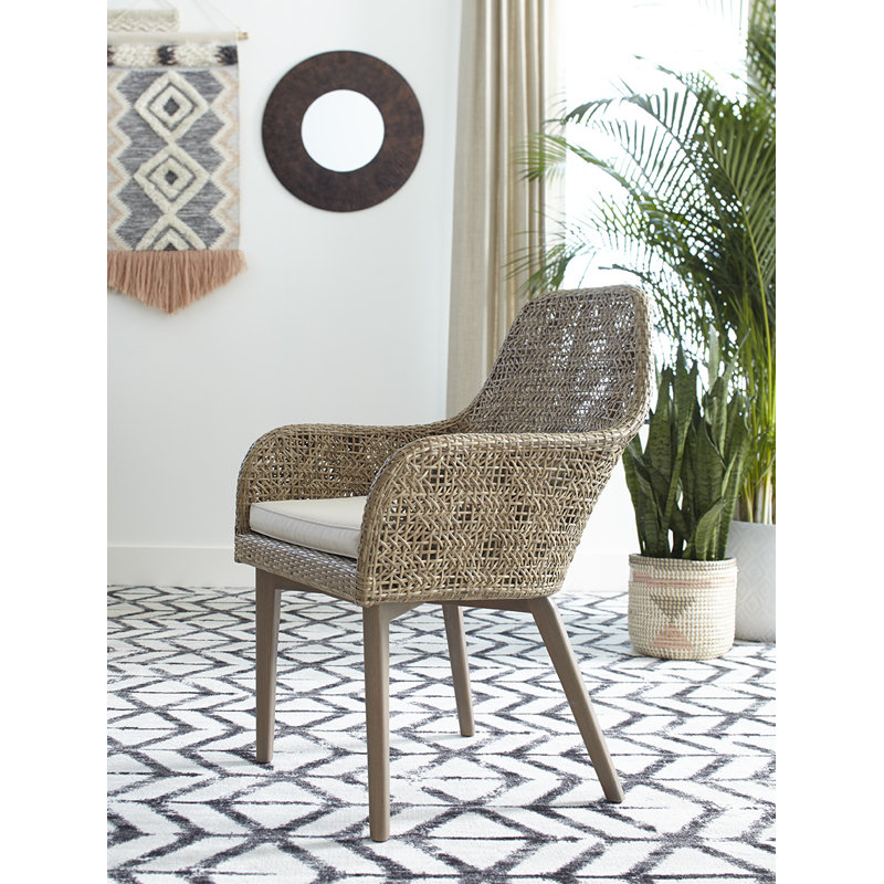 Cahyo Armchair
