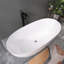 Baignoire autoportante 67 po en acrylique de forme ovale classique, baignoire autoportante réglable avec trop-plein encastré