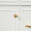 Meuble-lavabo blanc de 91 cm (36 po) avec lavabo en céramique, structure en bois massif, portes à fermeture amortie, étagères réglables et 3 tiroirs, dont un tiroir de rangement double profondeur pour sèche-cheveux.-1113337677