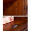 Armoire à tiroirs et tablettes ouvertes