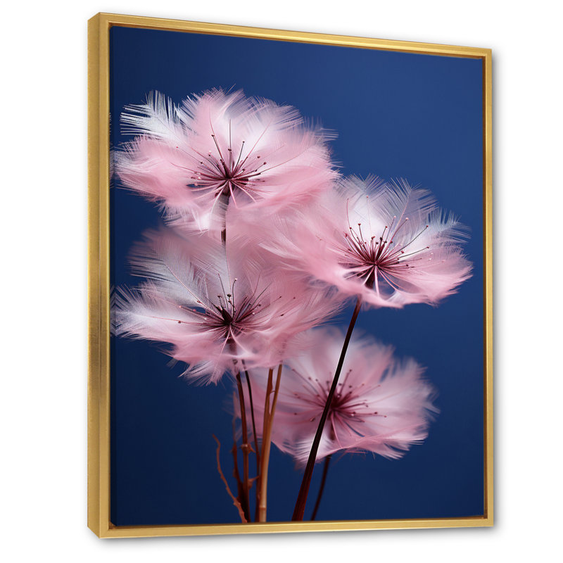 «Delicate Pink Dandelian Flowers On Blue Sky», reproduction sur toile, H 40 po x l 30 po x P 1,5 po, Cadre flottant doré