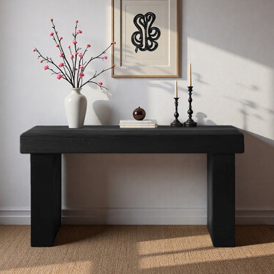 Console noire de style Wabi-sabi