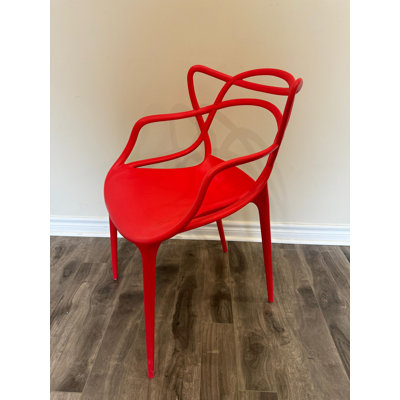 Chaise noire