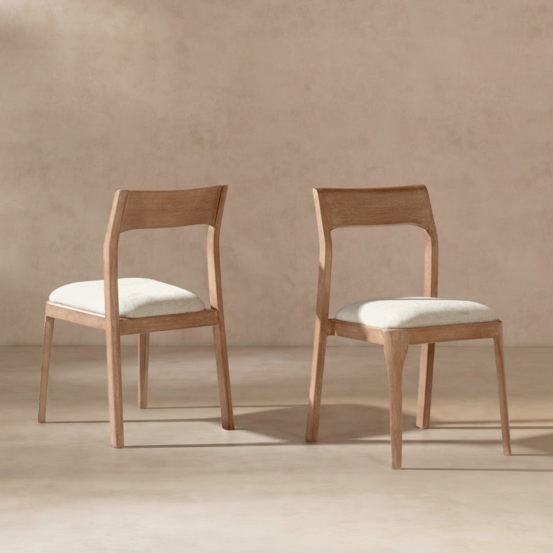 Ensemble de 2 chaises de salle à manger Bryson en pin recyclé capitonné, brun naturel, chenille beige clair doux lin