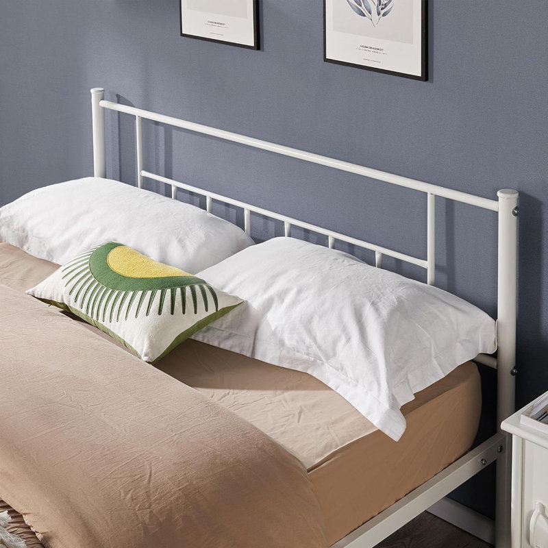Delaenie Metal Platform Bed, Blanc, Double