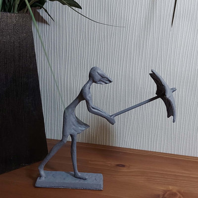 Hewett People Figurines & Sculptures
