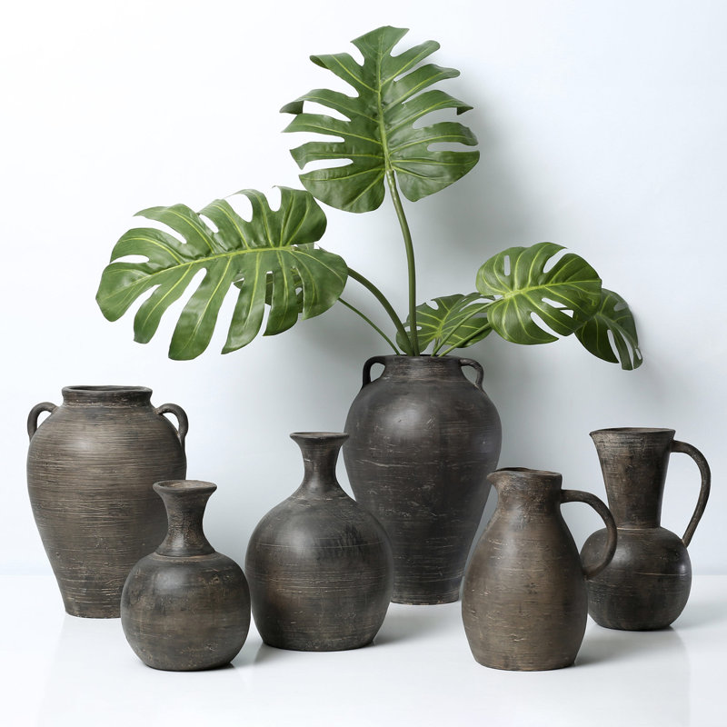 Cherrice Clay Table Vase