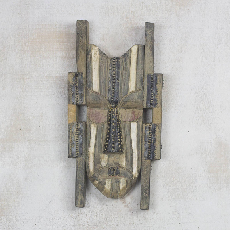 Masque de bois africain Bungalow Rose mawulolo