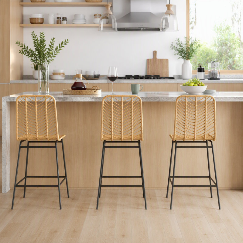 Ensemble de tabourets de bar en rotin de 4 tabourets de bar à hauteur de comptoir de 26 po avec tabouret d'îlot de cuisine avec siège et dossier en osier respirant, jaune