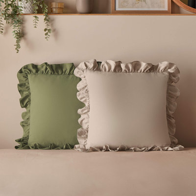 Silentnight Supersoft Ruffle Cushion