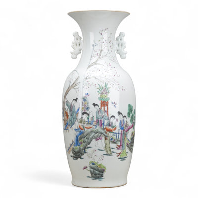 Vase en porcelaine élégance jardin