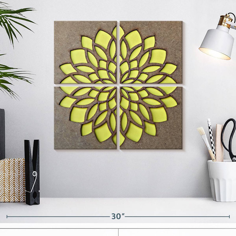 Mandala jaune Kerner, H 18 po x l 18 po