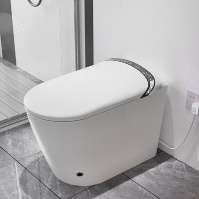 Toilette allongée intelligente avec bidet intégré, conception sans réservoir pour la salle de bain, siège à ouverture / fermeture automatique, coup de pied de pied, affichage à DEL, veilleuse, eau chaude et sécheuse, blanc