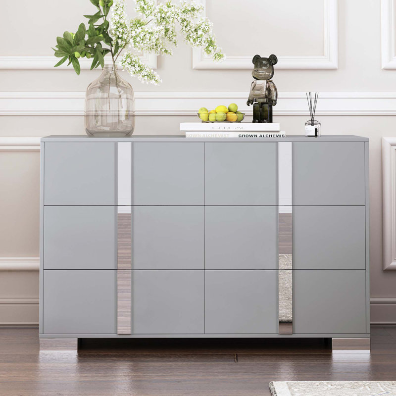 Commode avec poignée en métal, Gris