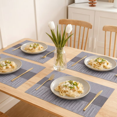 Ensemble de napperons en PVC durable avec trois bandes de couleur pour une décoration de table de salle à manger élégante et des plateaux de Noël